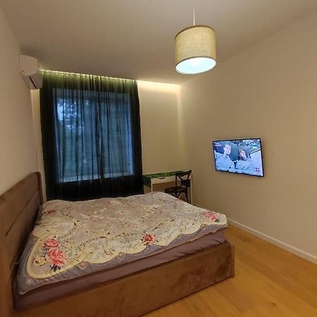 Lux Apartment, Near Metro Vasylkivska Kijev Kültér fotó