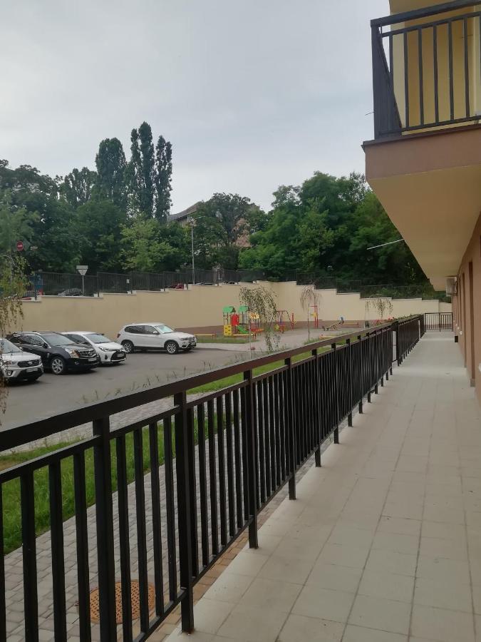 Lux Apartment, Near Metro Vasylkivska Kijev Kültér fotó